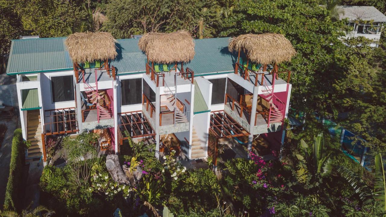 Iluminar Beachfront Suites Nosara Exteriér fotografie