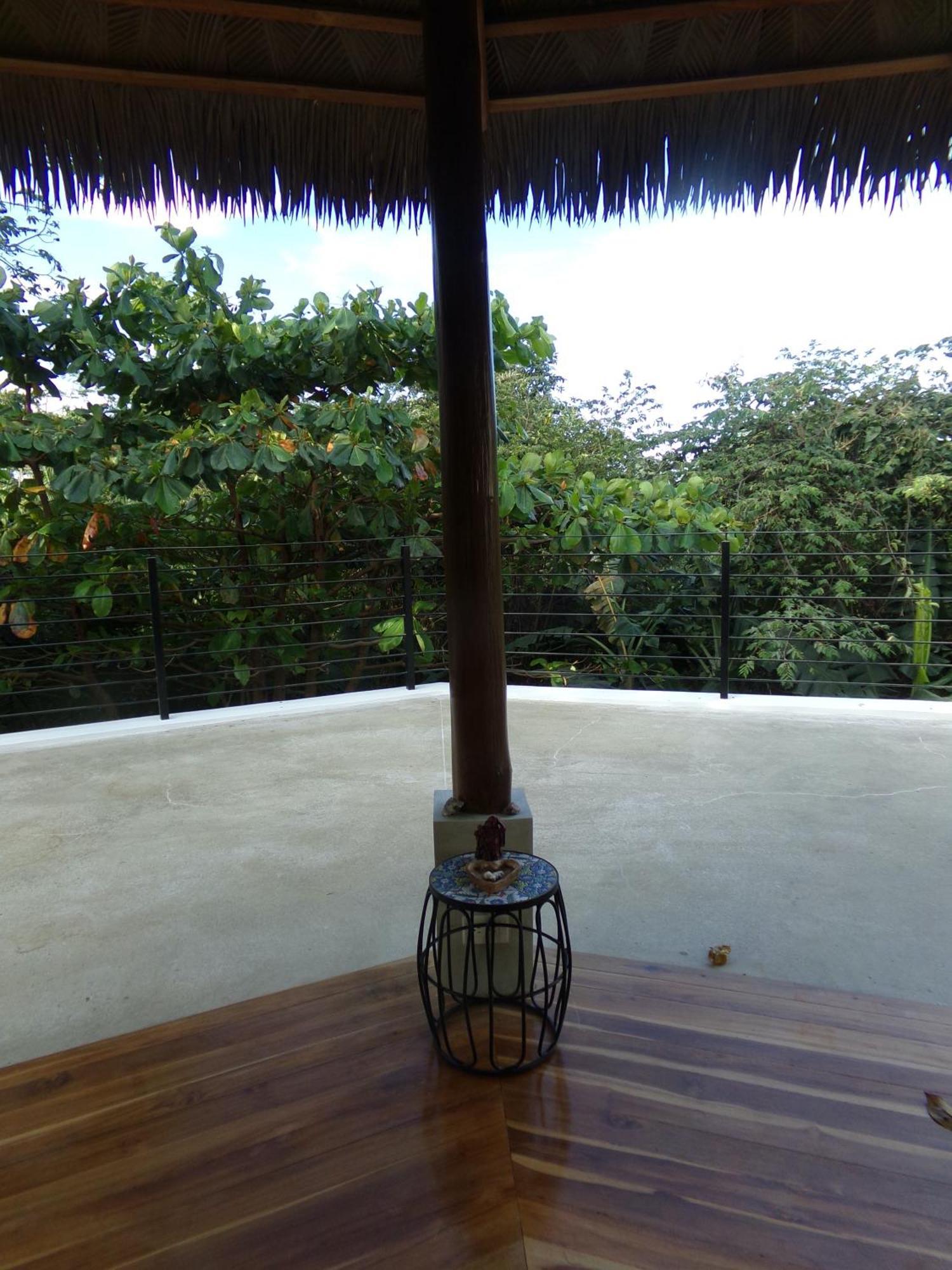 Iluminar Beachfront Suites Nosara Pokoj fotografie